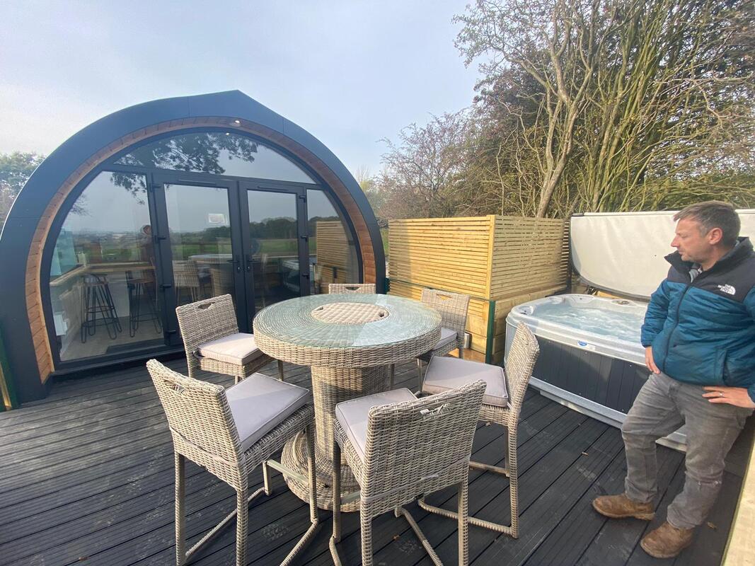 Luxury Glamping Pods For Sale Buy Or Lease These And Camping Pods Arch Leisure Camping Pods 