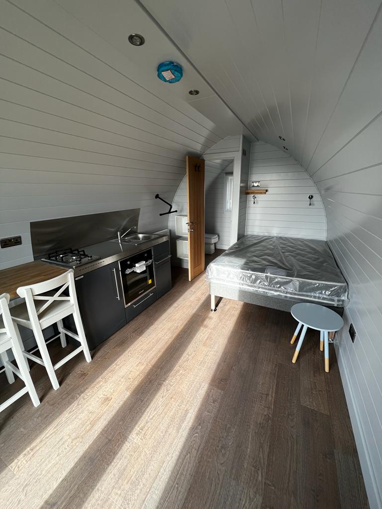 6m pod with bathroom and kitchen
